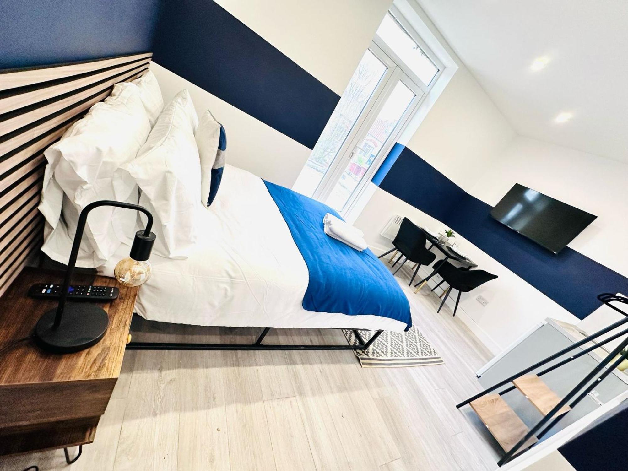 High Standard Central Studios Perfect For Tourists! Лондон Экстерьер фото