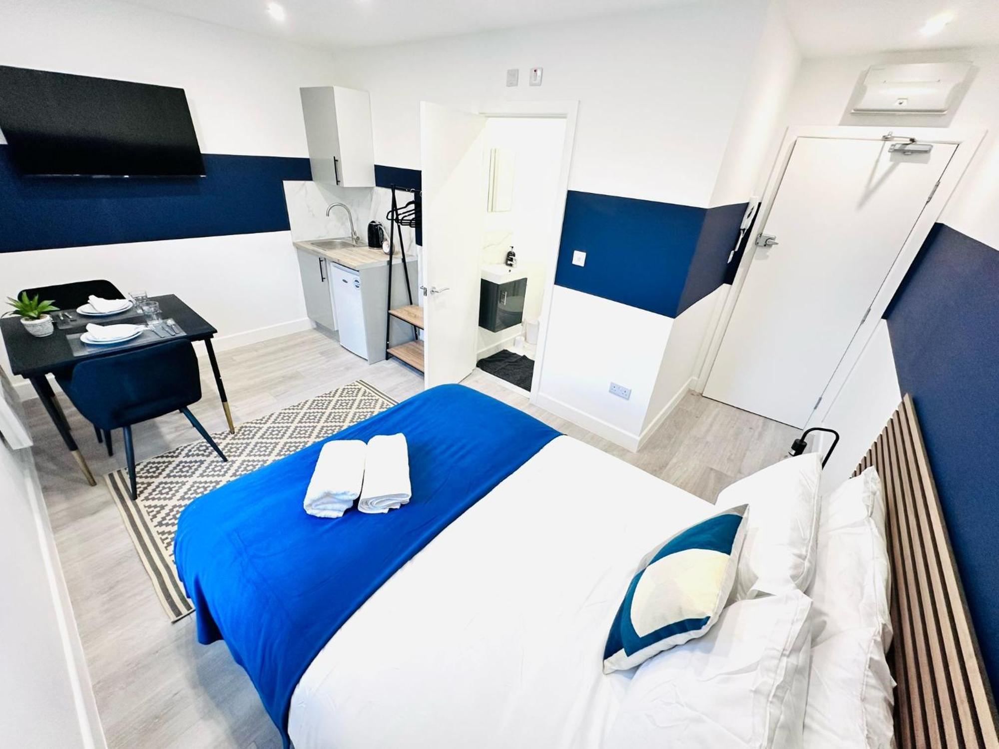 High Standard Central Studios Perfect For Tourists! Лондон Экстерьер фото