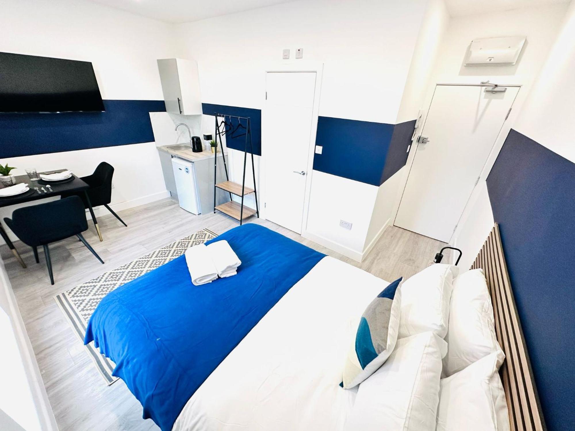 High Standard Central Studios Perfect For Tourists! Лондон Экстерьер фото