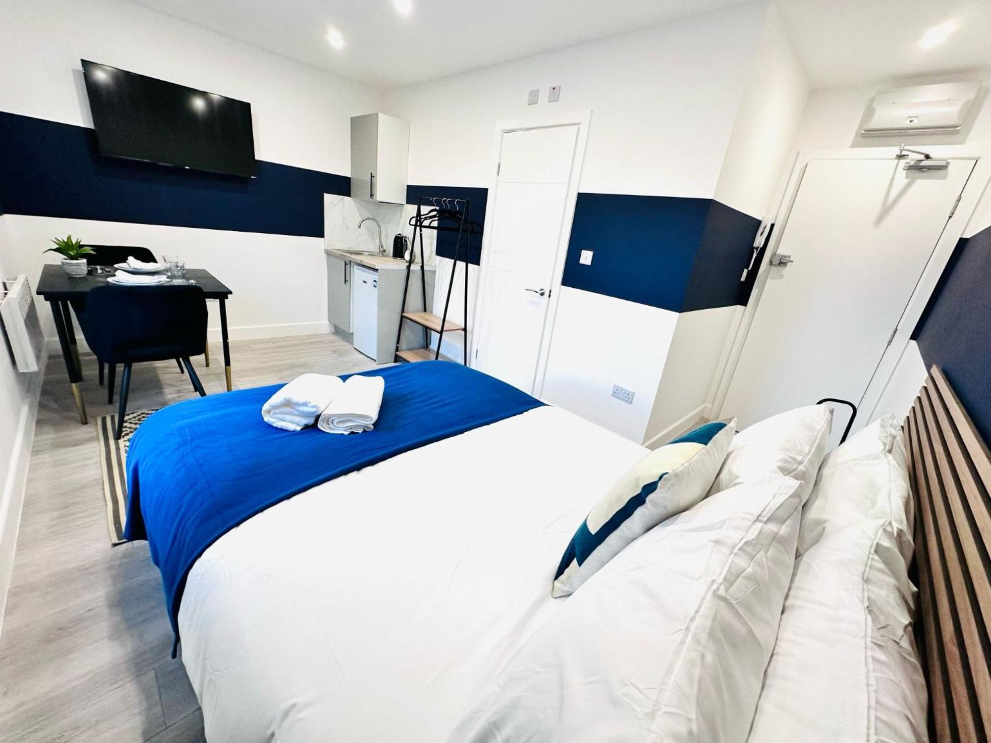 High Standard Central Studios Perfect For Tourists! Лондон Экстерьер фото