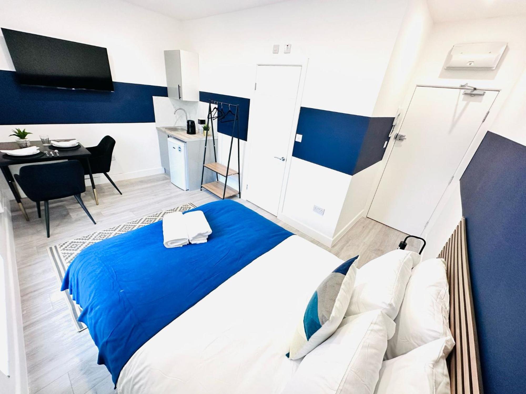 High Standard Central Studios Perfect For Tourists! Лондон Экстерьер фото