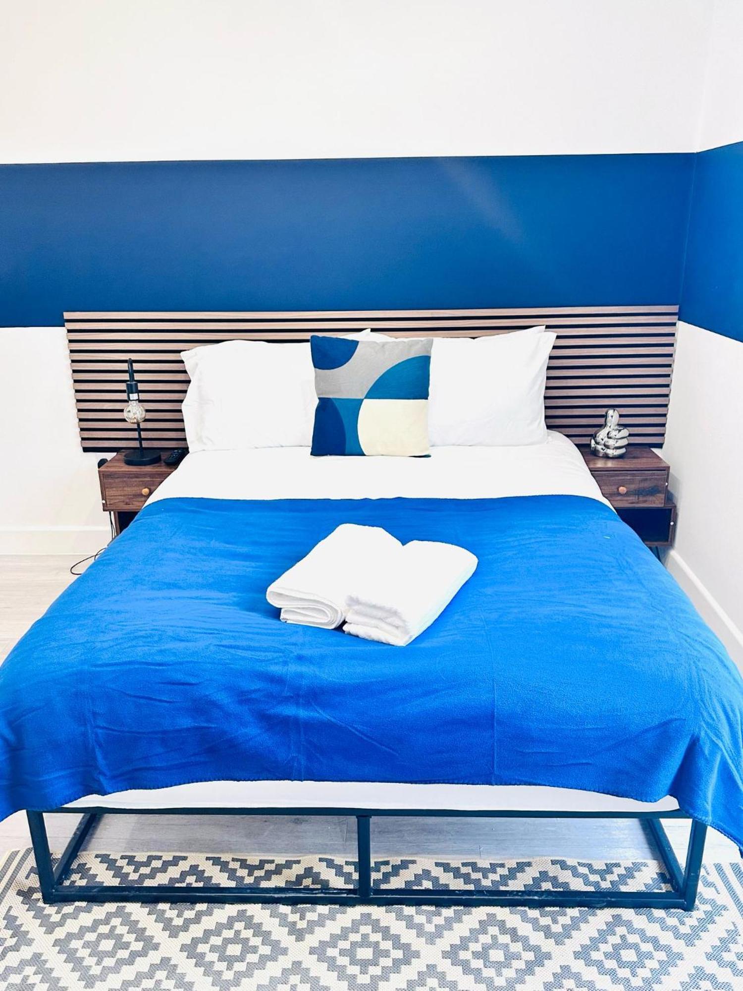 High Standard Central Studios Perfect For Tourists! Лондон Экстерьер фото
