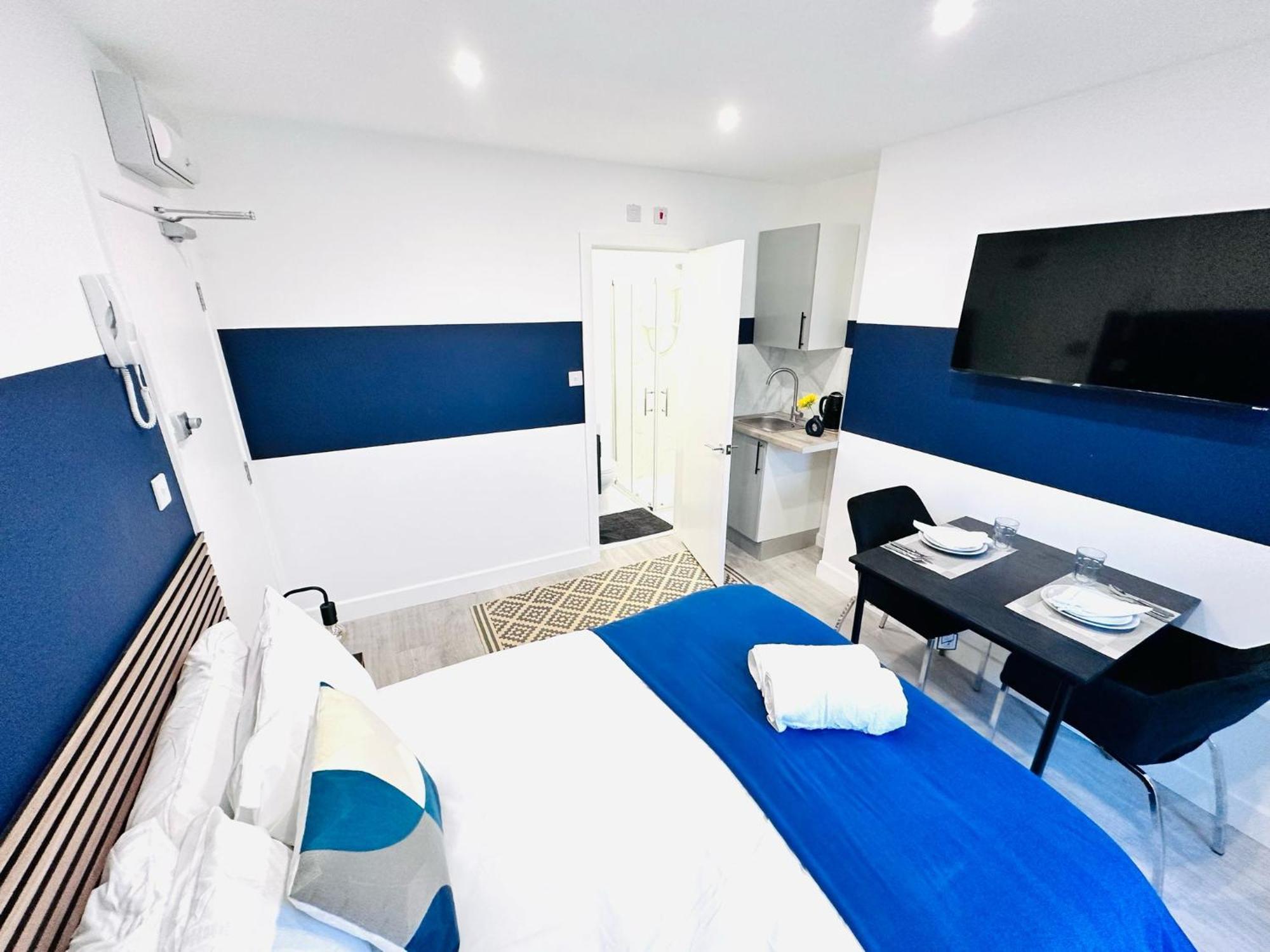 High Standard Central Studios Perfect For Tourists! Лондон Экстерьер фото