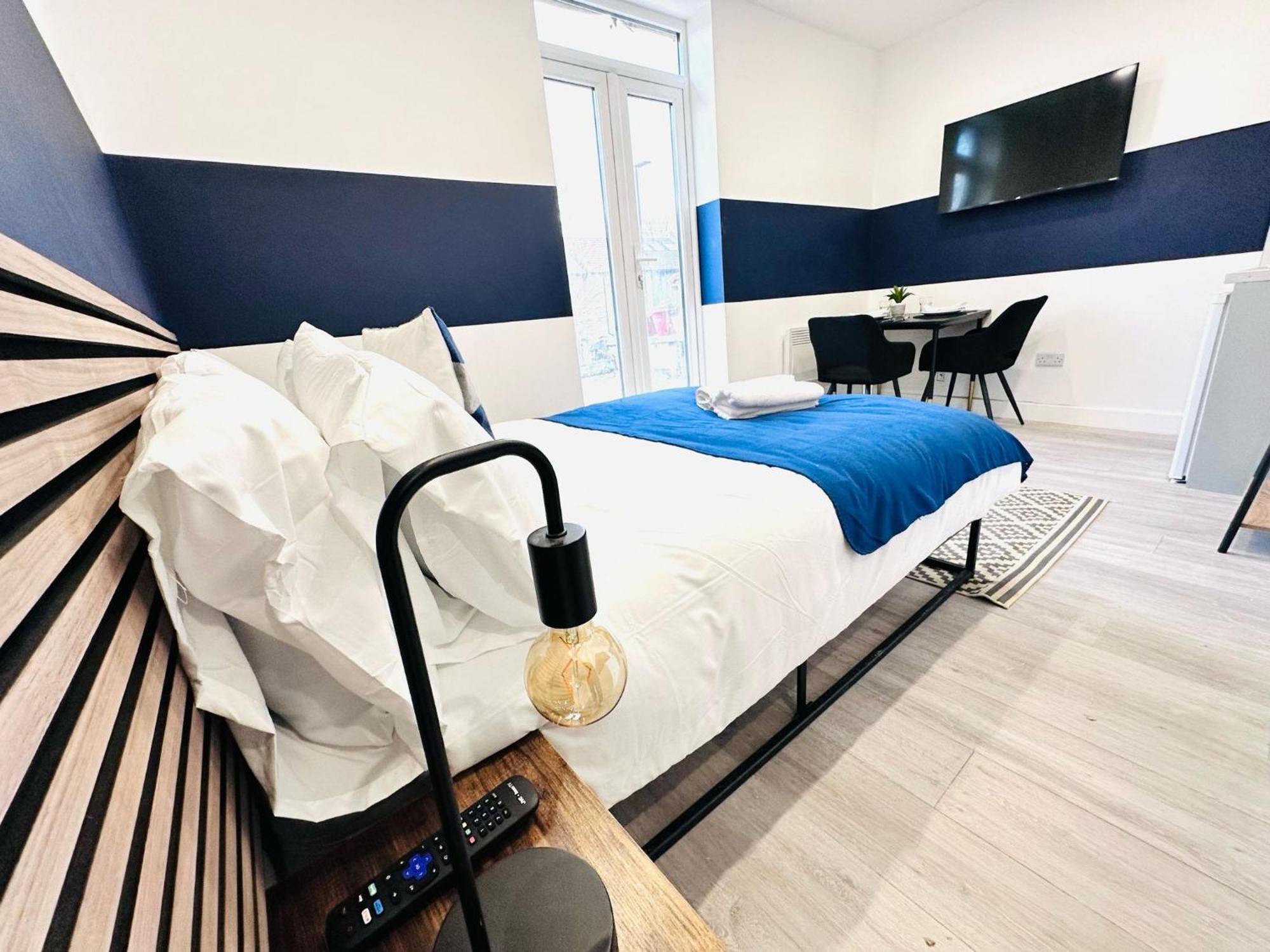 High Standard Central Studios Perfect For Tourists! Лондон Экстерьер фото